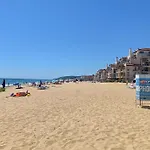 C - бийч с Apartment *
