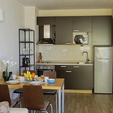 C - бийч с * Обзор