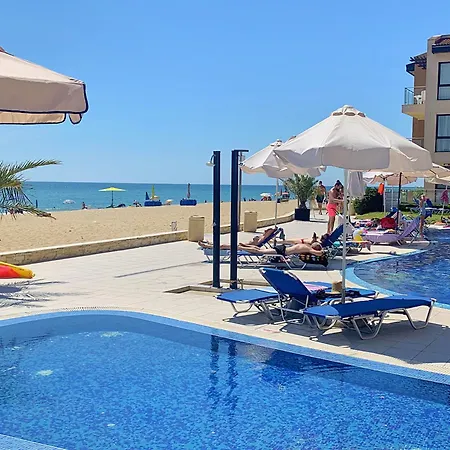 C - бийч с Daire