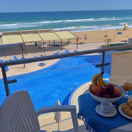 C - бийч с Daire Obzor