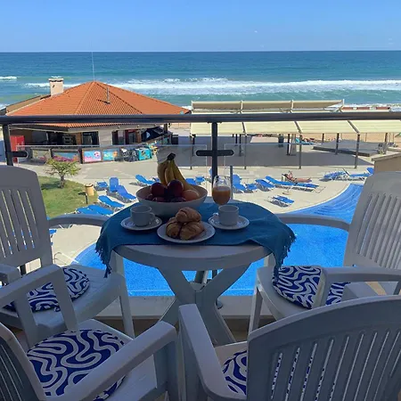 C - бийч с Daire