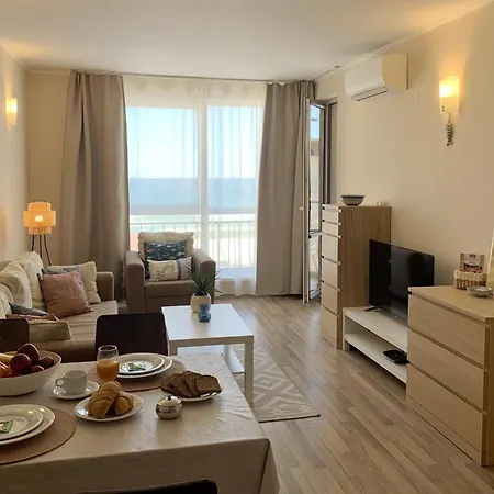 C - бийч с Daire