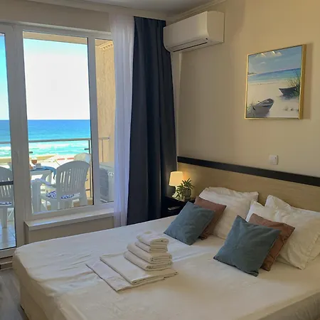 C - бийч с Daire