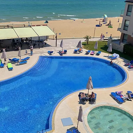 C - бийч с Daire *