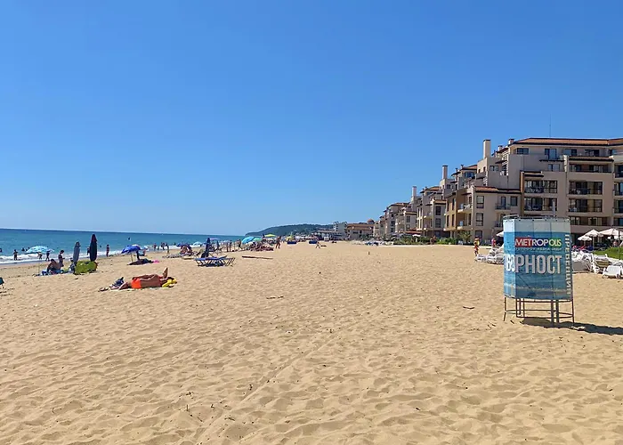 C - бийч с דירה *