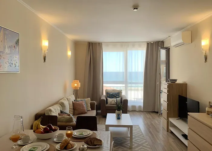 C - бийч с * אובזור