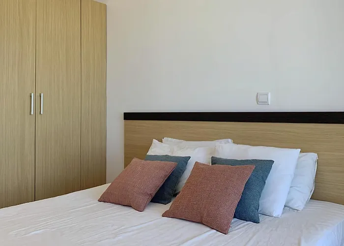 C - бийч с * אובזור