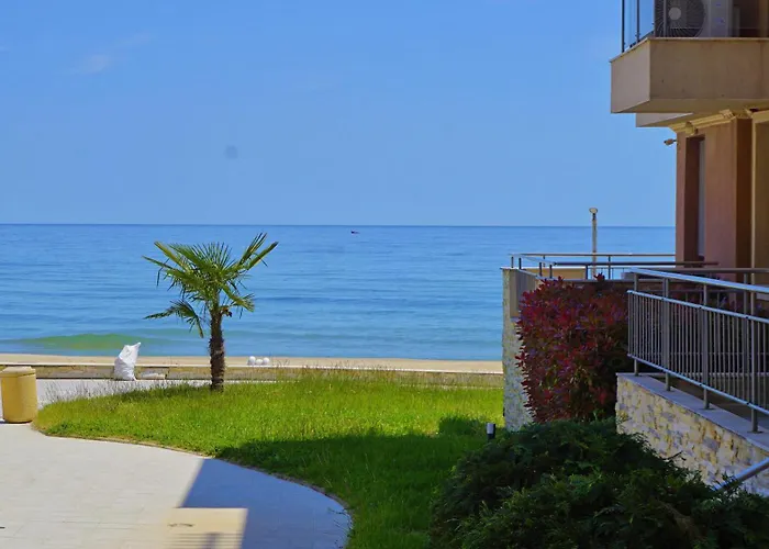 C - бийч с * אובזור